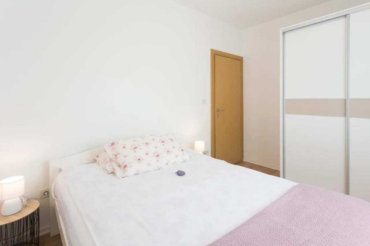 Summer Pearl Apartment Kastela