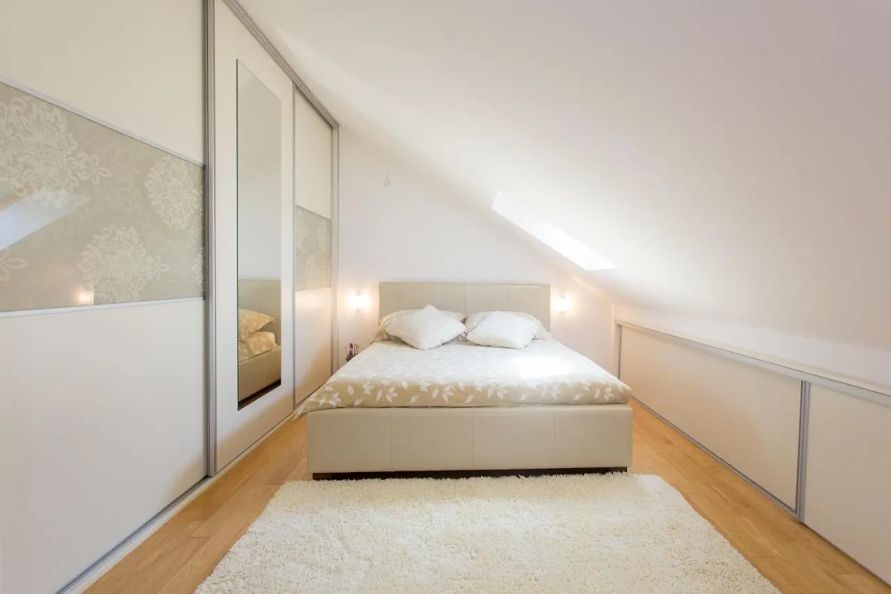 Summer Pearl Apartment Kastela